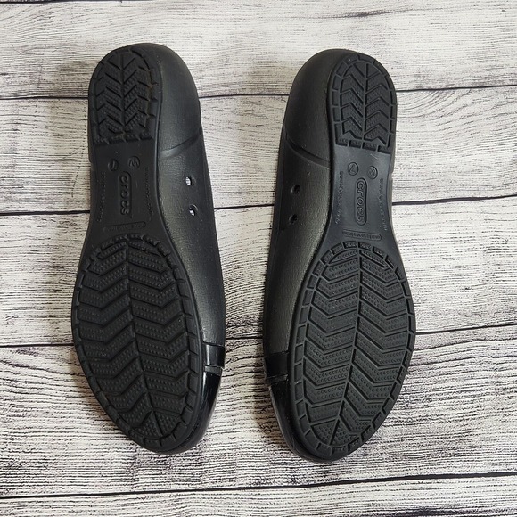 Crocs Womens Shoes Ballet Flats Size 7 Solid Black Cap Toe Shiny - Picture 11 of 12